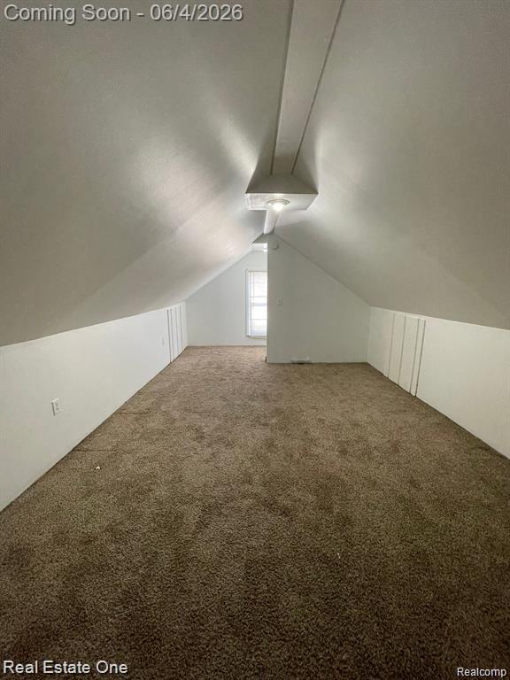 Building Photo - 5645 Fenton St