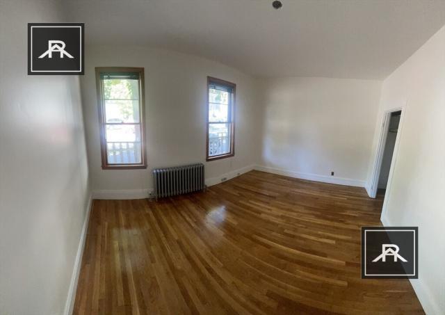 Building Photo - 3 bedroom in Brookline MA 02445