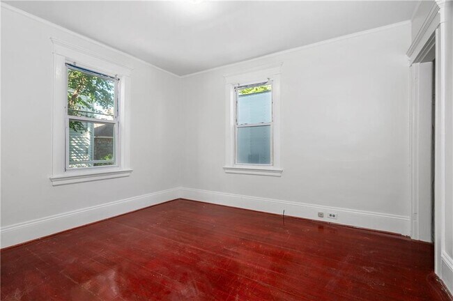 Building Photo - 143-143 Sumter St