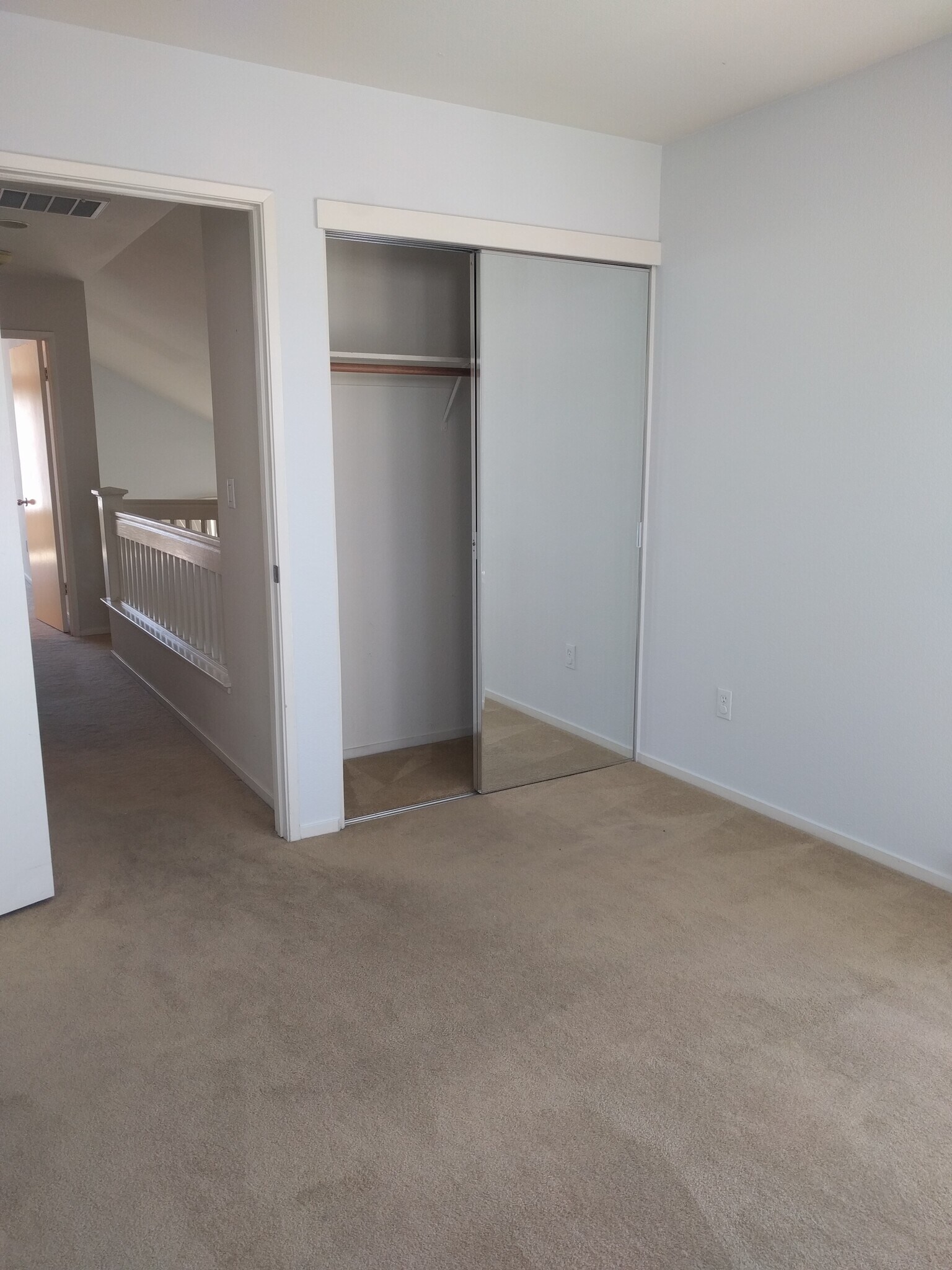 Building Photo - 5674 Impatiens Cmn