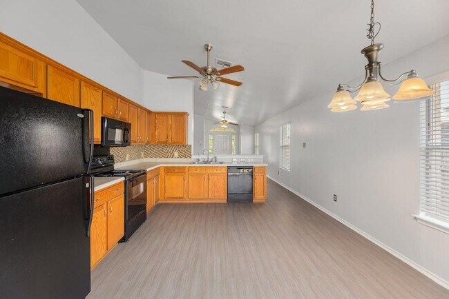 Building Photo - 12816 Dwight Eisenhower St