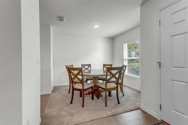 Building Photo - 159 Persimmon Dr