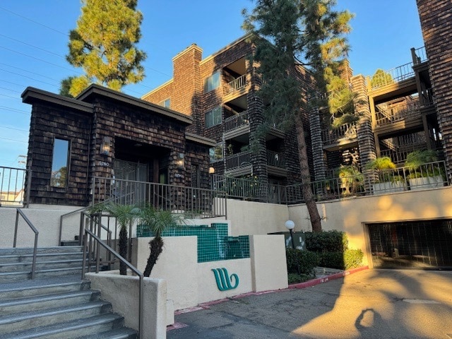 Building Photo - 5790 Friars Rd