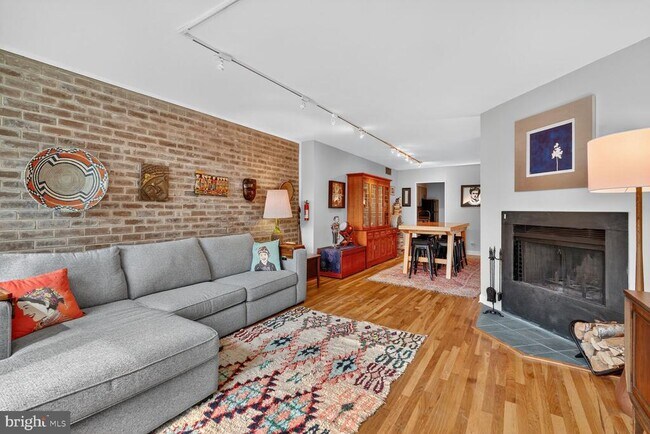 Building Photo - 333 N St SW