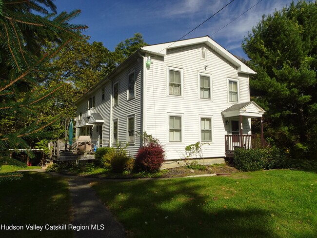 Building Photo - 167 NY-23