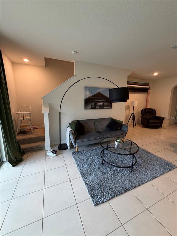 Building Photo - 8620 Milestone Dr