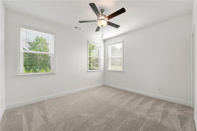 Building Photo - 8715 Chesford Grv