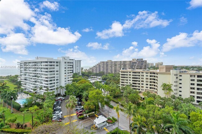 Building Photo - 155 Ocean Ln Dr