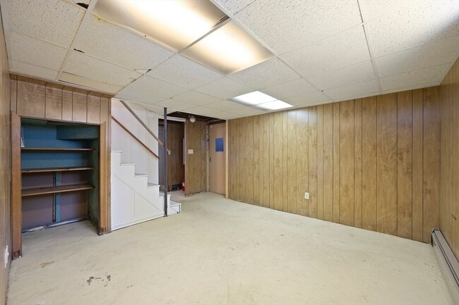 Building Photo - 34 Ricard St
