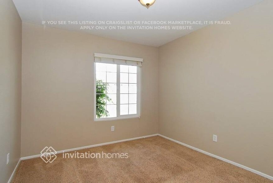 Building Photo - 6635 Solano Dr
