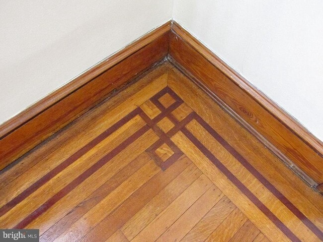 Building Photo - 5635 Oregon Ave