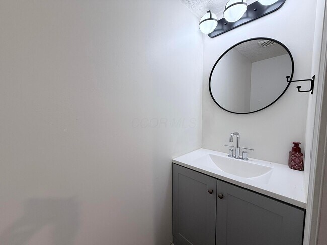 Building Photo - 4849 Herndon Dr
