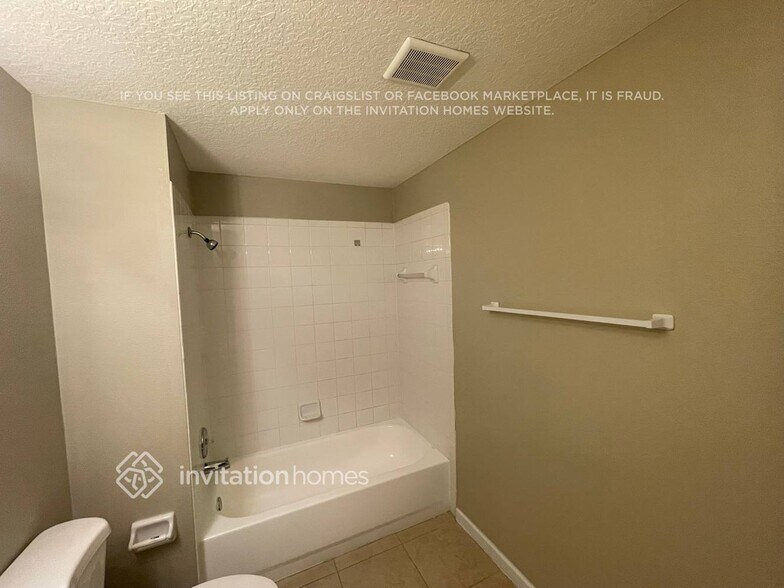 Building Photo - 30237 Glenham Ct