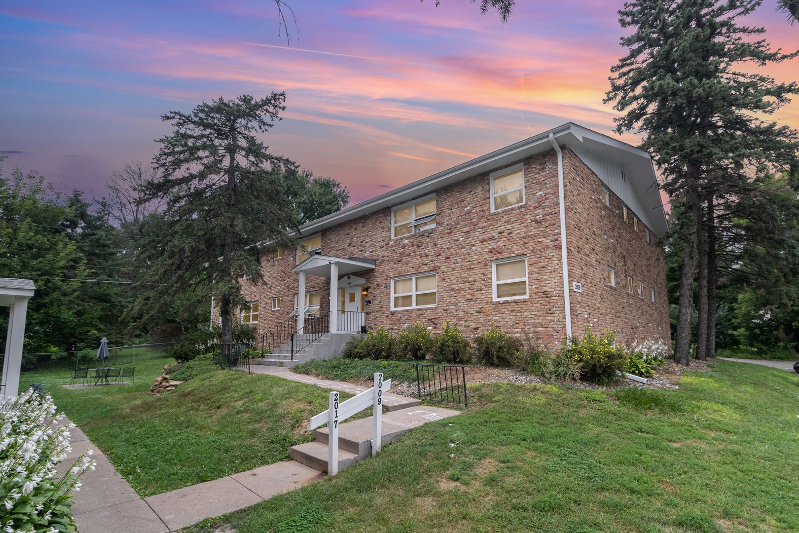 Building Photo - 2017 Commerce Blvd