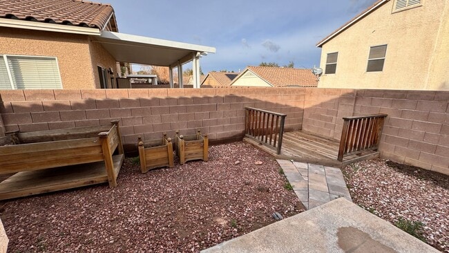 Building Photo - Charming Single-Story 3-Bedroom Home Near 215 & Henderson