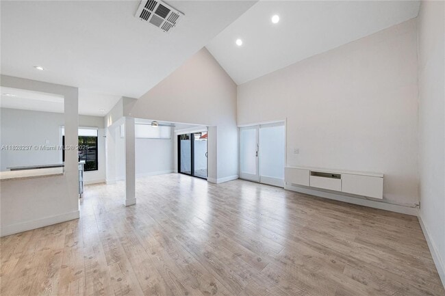 Building Photo - 20945 Bay Ct