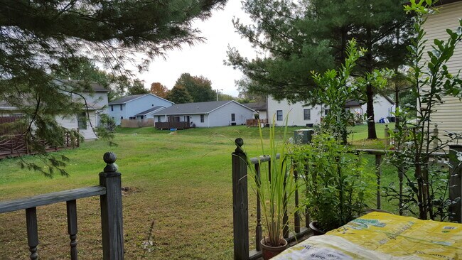 Building Photo - Highland Village - 3 bedroom 2 bath Home!