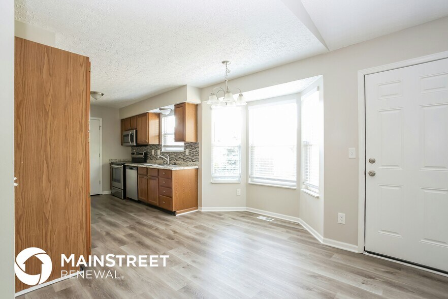 Building Photo - 1386 Hackworth St