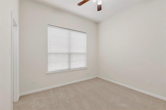 Building Photo - 963 Cougar Dr