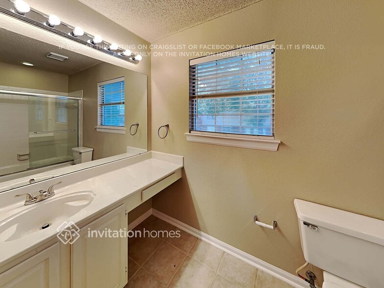 Building Photo - 2529 Windchase Dr