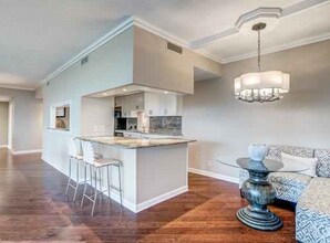 Building Photo - 3310 Fairmount-20458