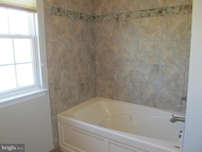 Building Photo - 20460 Greymont Terrace