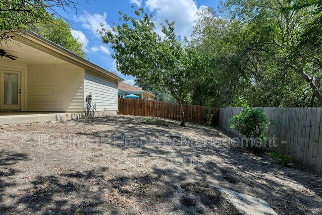 Building Photo - 1644 Cloudy Brook