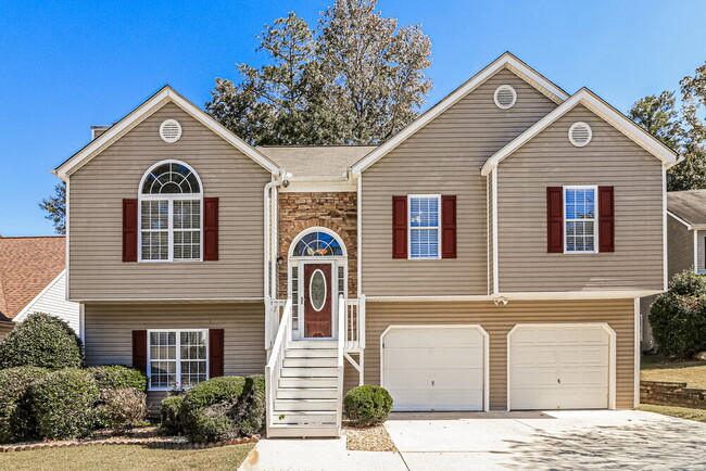 Building Photo - 5879 Newnan Ct