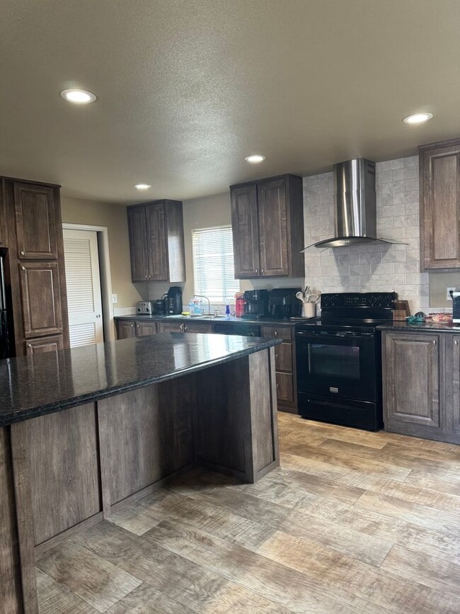 Building Photo - Nice 3 Bedroom/ 2 Bath in Elko