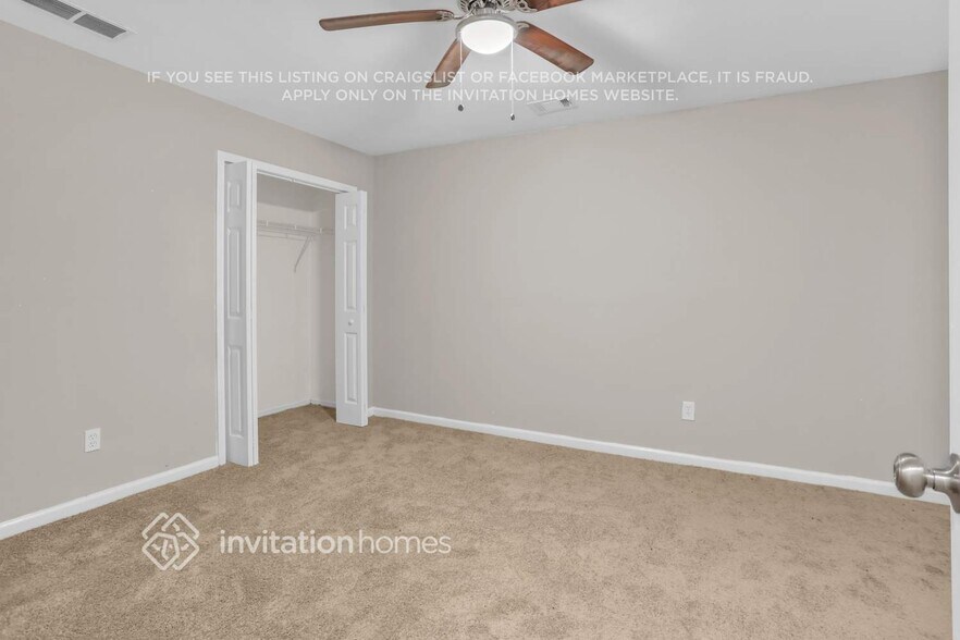 Building Photo - 5388 Golfcrest Cir