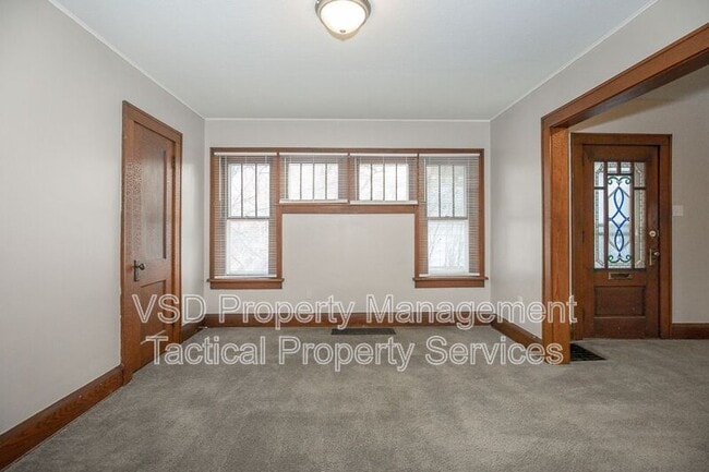 Building Photo - 2078-2018 18th St SW