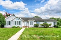 Building Photo - 225 Ocean View Blvd