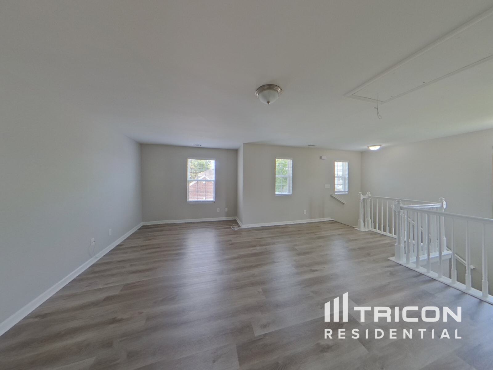 Building Photo - 3645 Roseman Landing
