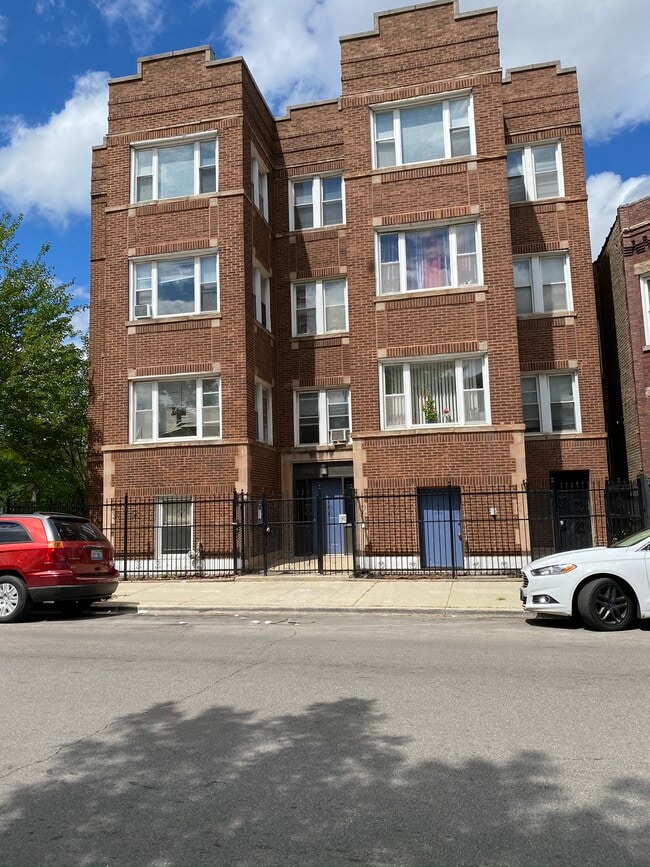 3650 W Polk St 3650 W Polk St Chicago IL 60624 Apartment Finder