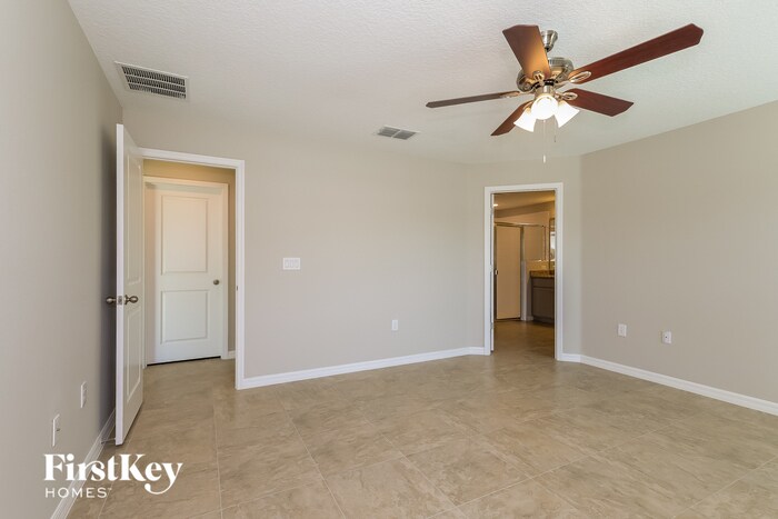 Building Photo - 321 S Haven Ct