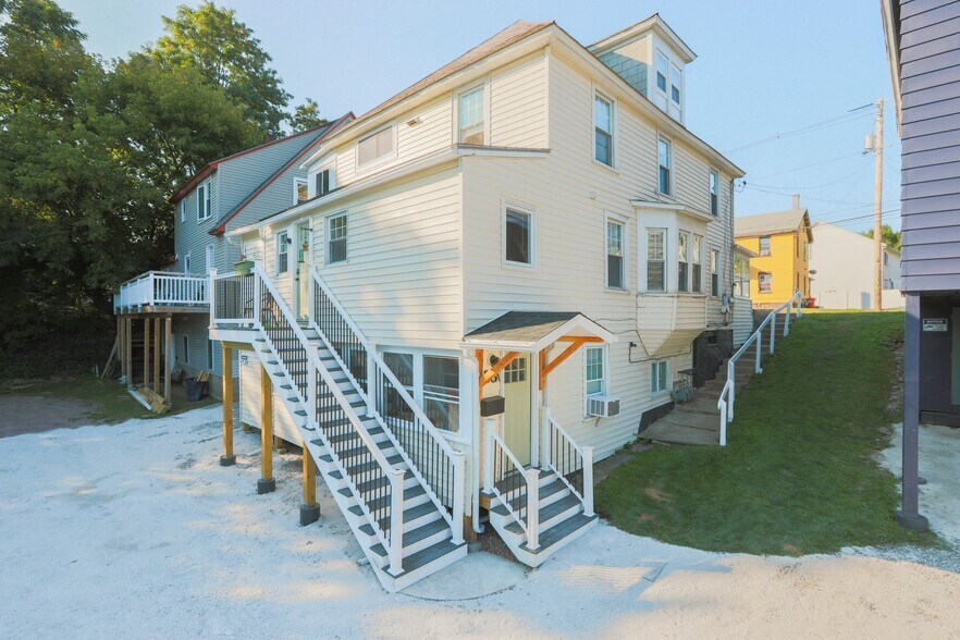 Building Photo - 56 E Spring St