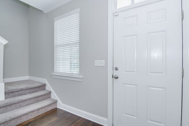 Building Photo - 407 Brantley Cove Cir