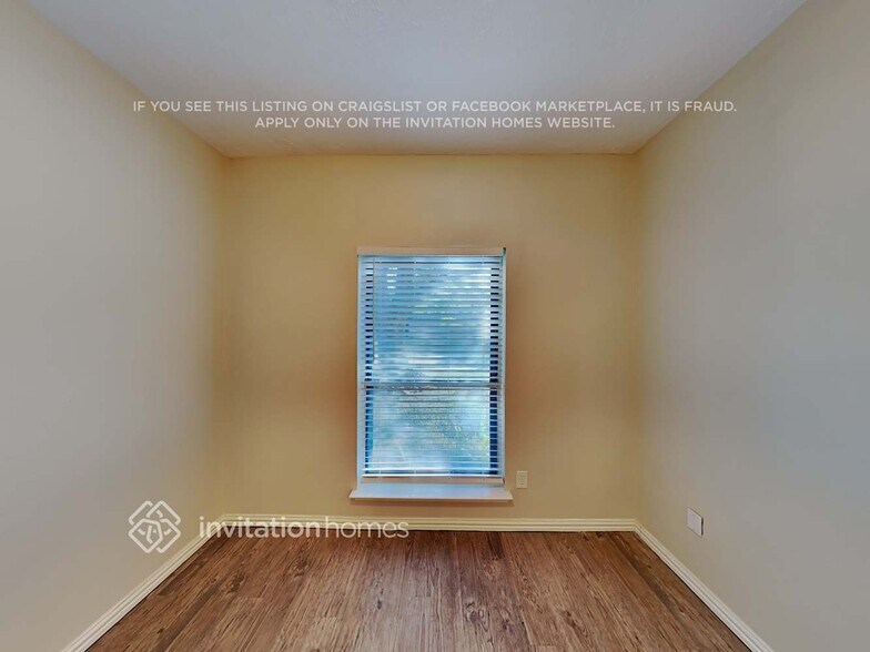 Building Photo - 10202 Staghill Dr