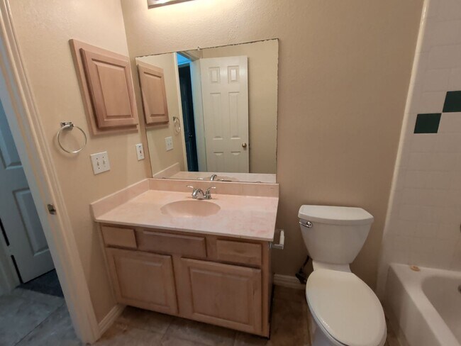 Building Photo - 4819 Brady Ct