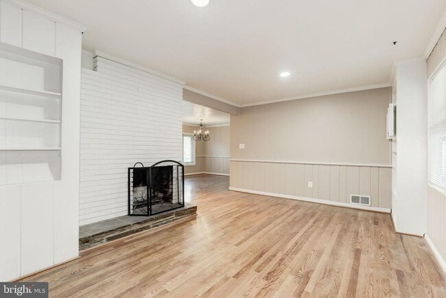 Building Photo - 307 Nimitz Ave