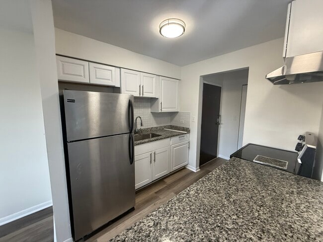 Building Photo - 2310 N Harlem Ave