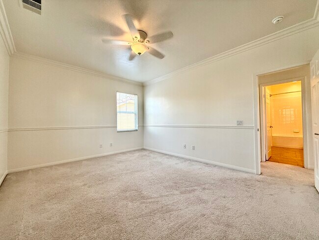 Building Photo - 13642 Pinnacle Way