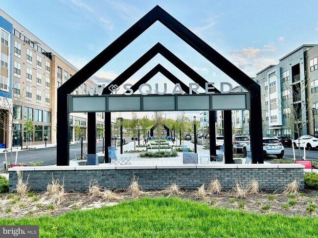 Building Photo - 1 Culvert Dr