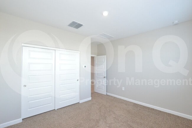 Building Photo - 36604 N Asturian Vly Wy