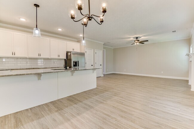 Building Photo - 2041 Limerick Ct