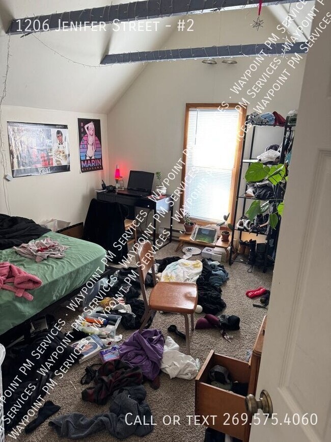 Building Photo - 1206 Jenifer St