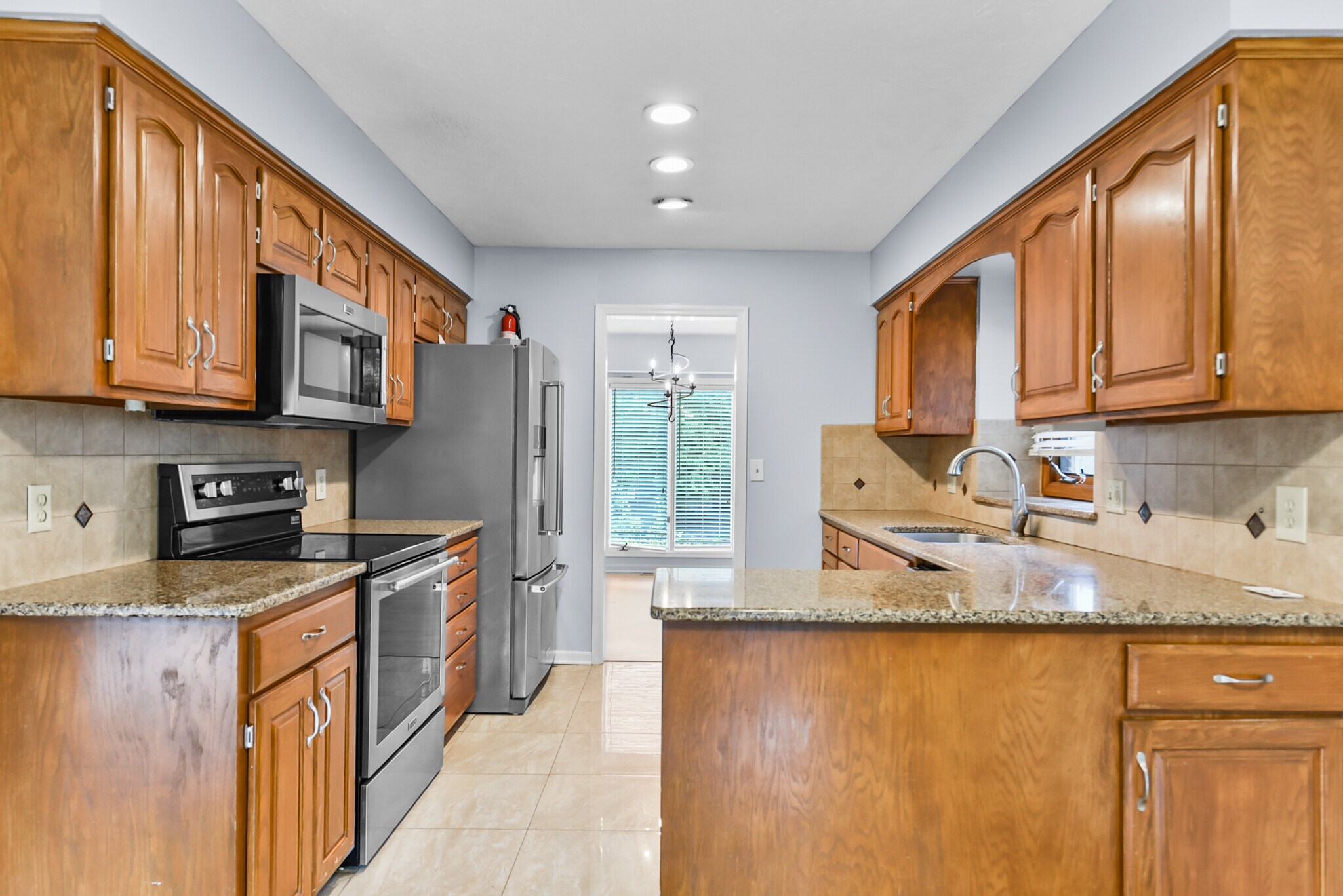 Building Photo - 5016 S 164th St