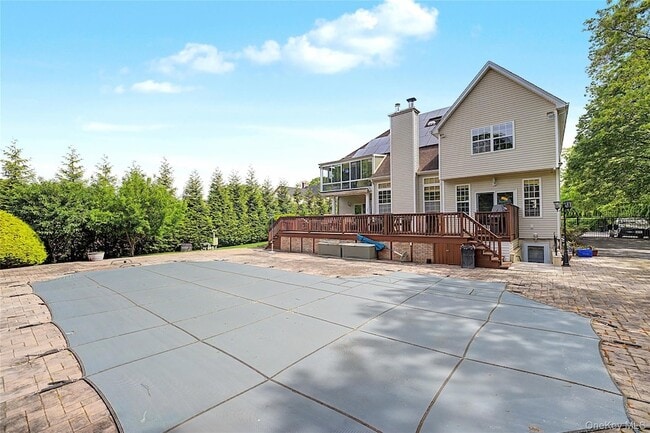 Building Photo - 183 Oakfield Ave