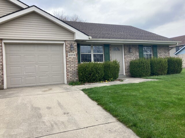 Building Photo - 2 Bedroom with Garage.