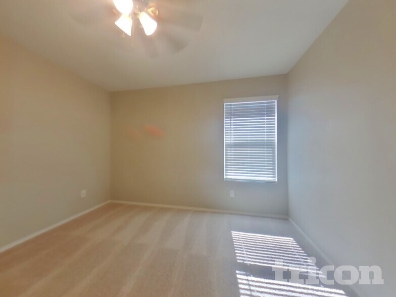 Building Photo - 11836 Mancos Trl